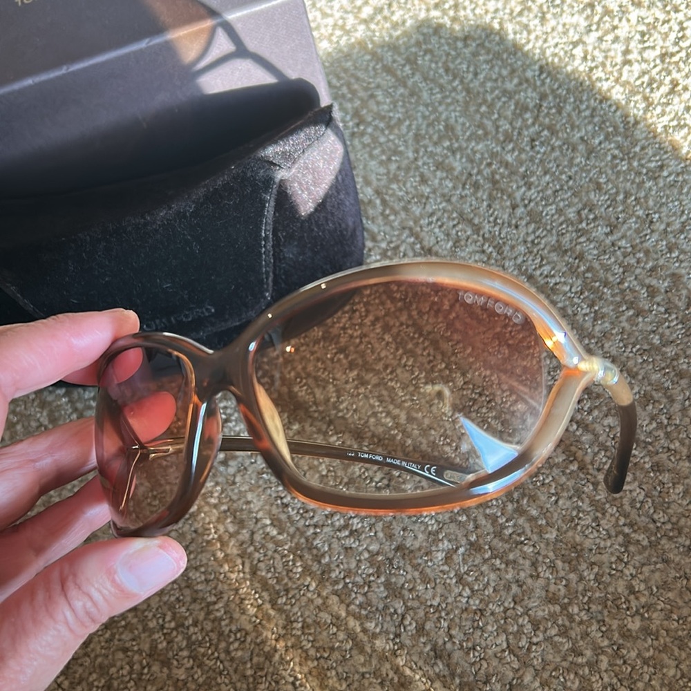 Tom Ford Whitney Sunglasses - Picture 8 of 8